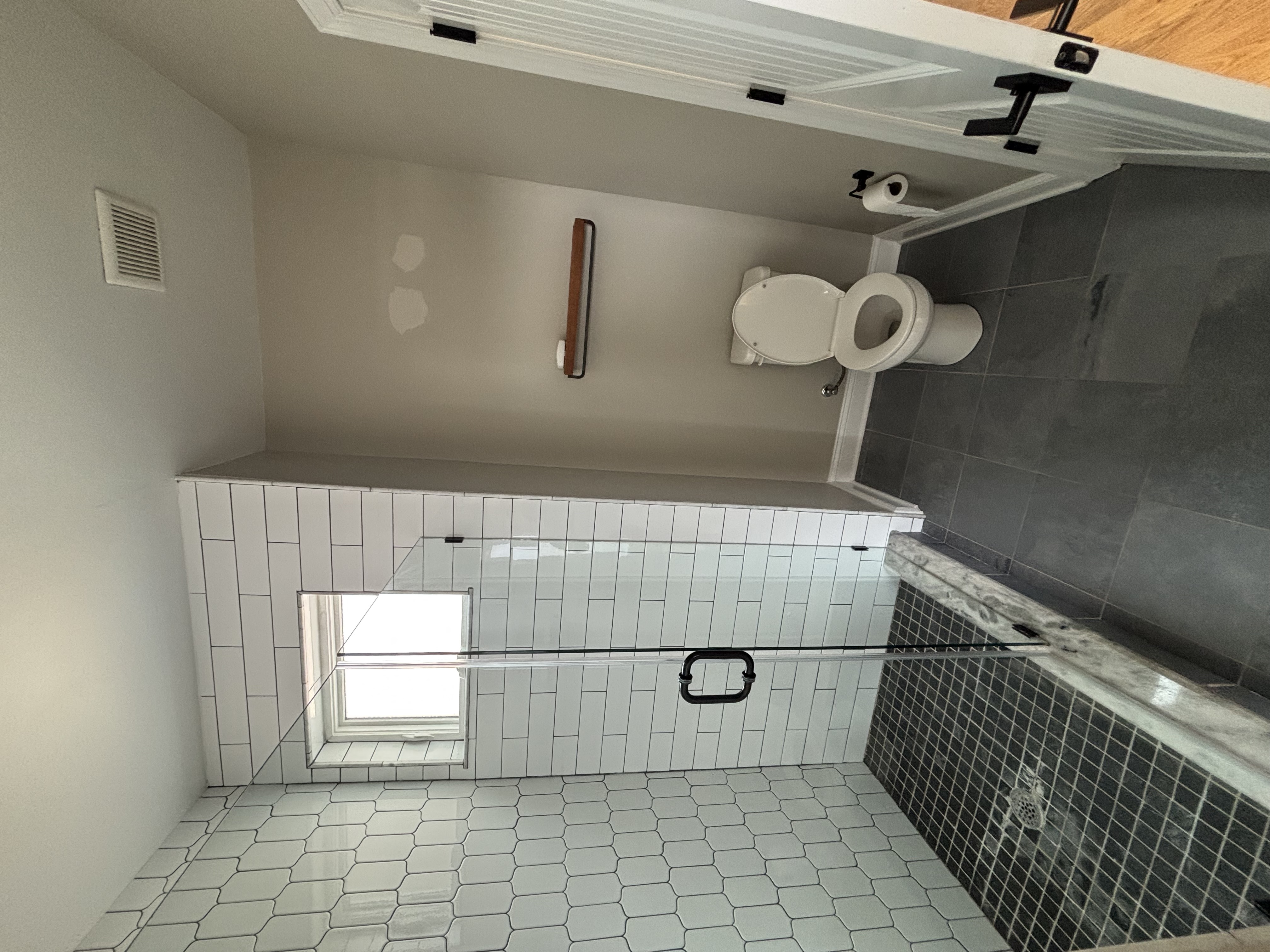 Unfurnished roof deck